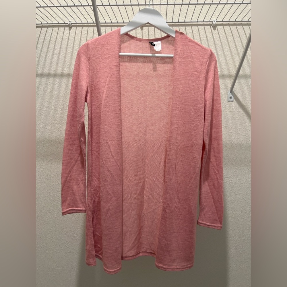 H&M FINE-KNIT CARDIGAN LONG SLEEVE Size: XS